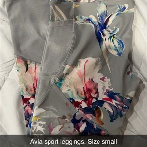 Hello ladies! I’m getting rid of all my workout stuff, all got too big for me!